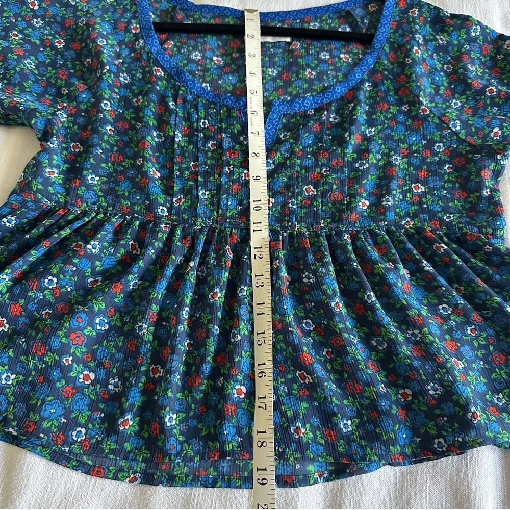 Hollister Womens S Blue Ditsy Floral Pleated Sheer Chiffon Top Boho Cottage - Picture 11 of 16